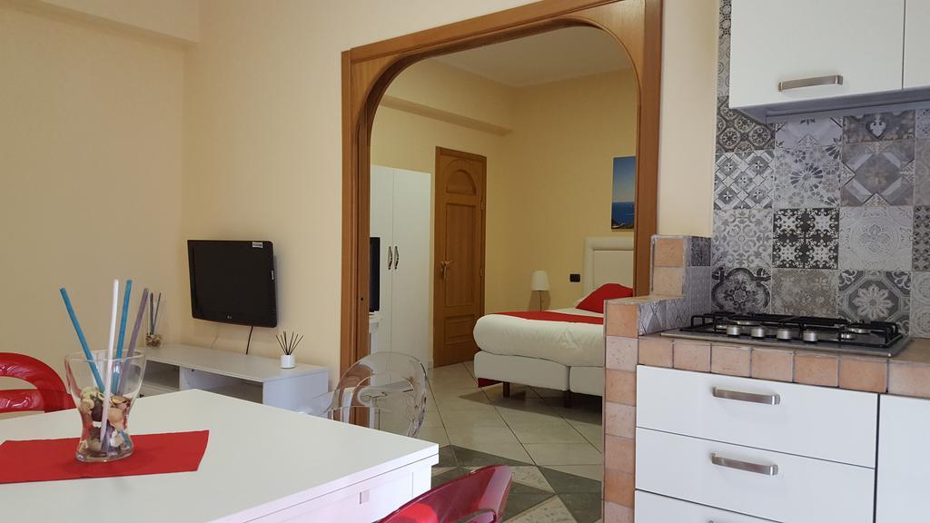 Les Chambres Sorrent Exterior foto